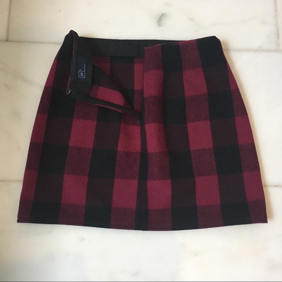 Plaid Mini Skirt - Picture 4 of 4
